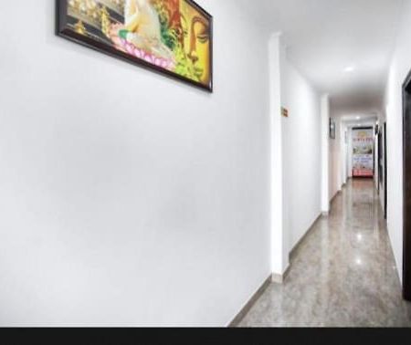 Hotel Surya Inn Nuova Delhi Esterno foto