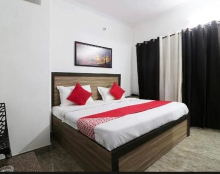 Hotel Surya Inn Nuova Delhi Esterno foto
